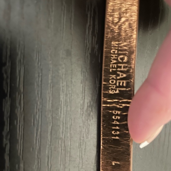 Excellent condition Michael Kors belt bag! - Picture 4 of 9